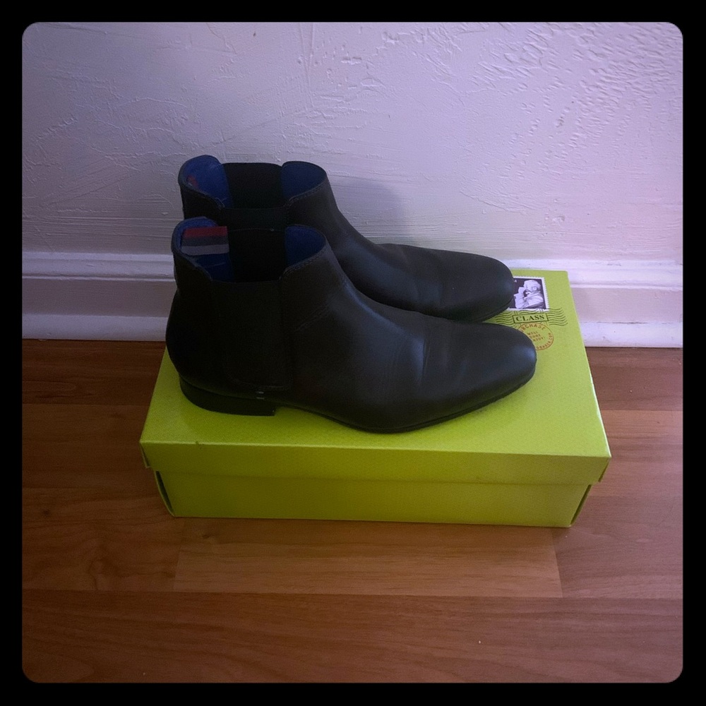 Ted baker Chelsea boots